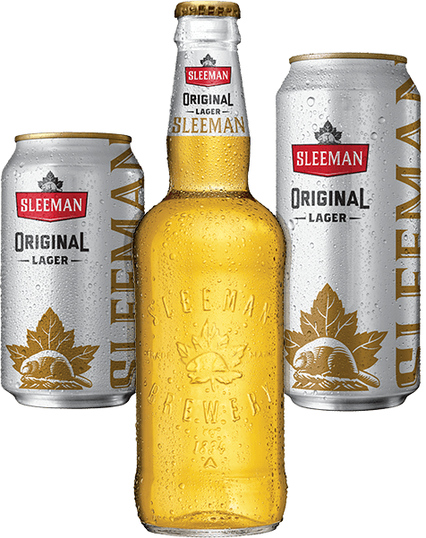 A bottle of Sleeman Original between a 355 ml can and a 473 ml can.